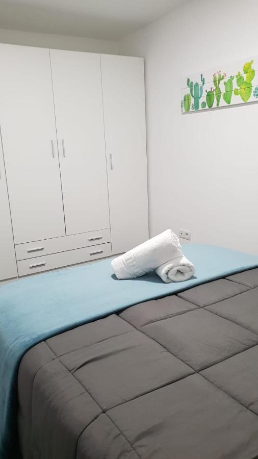 Apartament 5' Cc Yumbo San Bartolomé Екстериор снимка