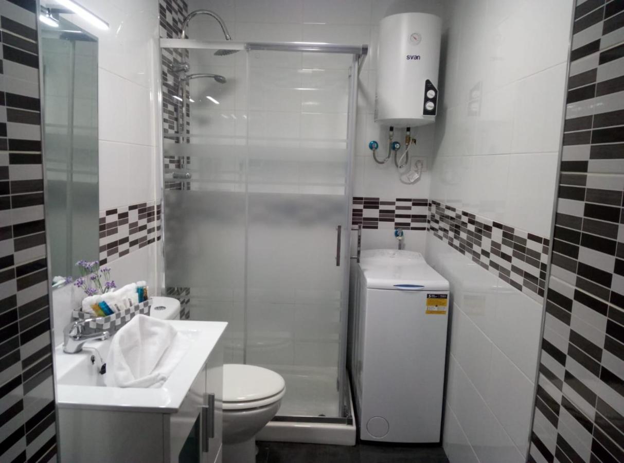 Apartament 5' Cc Yumbo San Bartolomé Екстериор снимка
